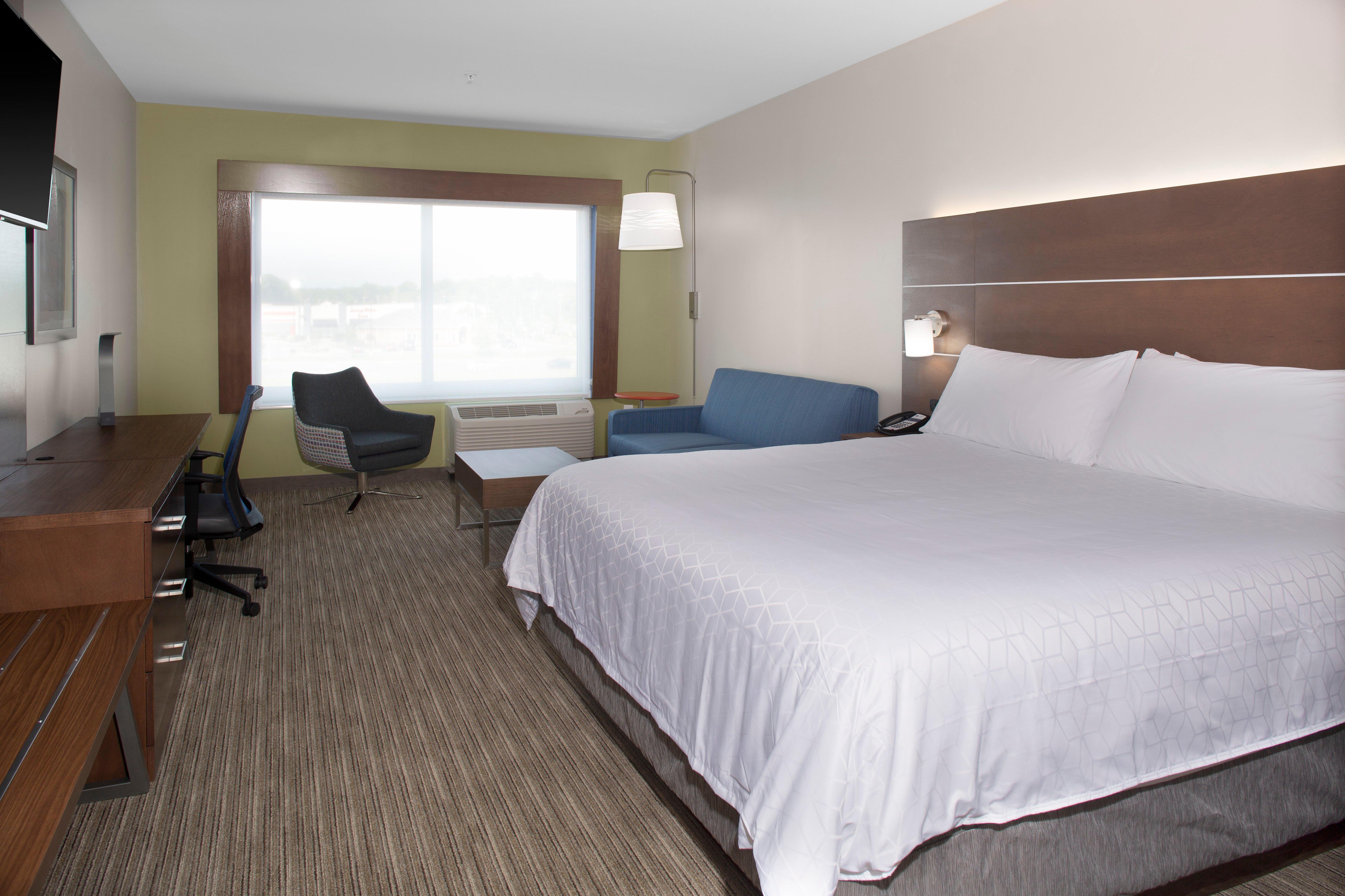 Holiday Inn Express & Suites - King George - Dahlgren By Ihg Alden Bagian luar foto